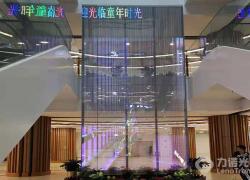 LED透明格栅屏为什么超越以往传统的LED显示屏?